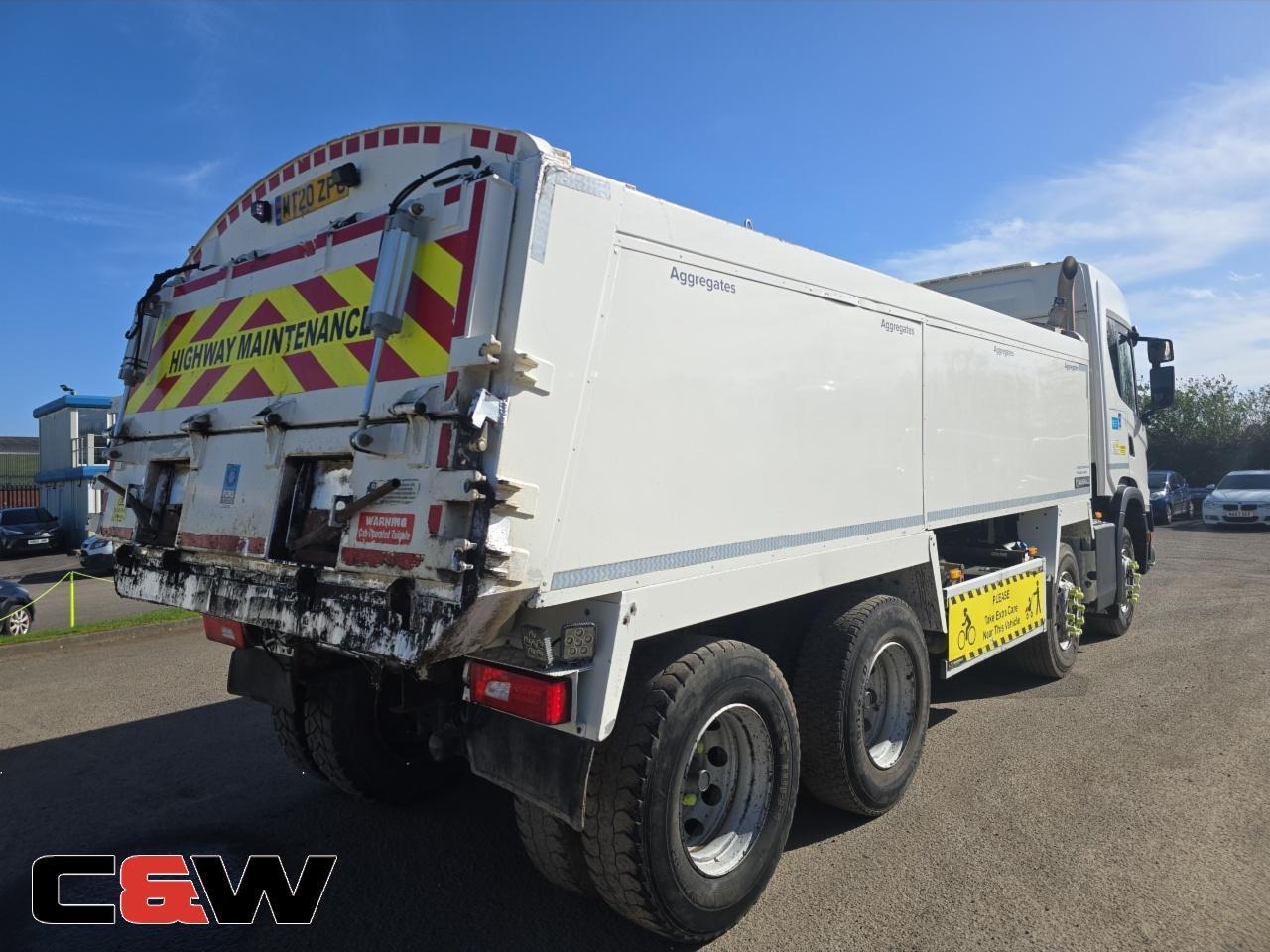 Vehicle image 8